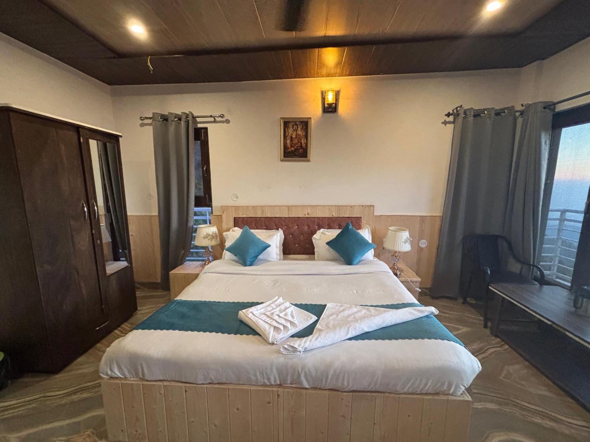 Urban Wave 2Bed Rooms By The North Edge Kasauli Eksteriør bilde
